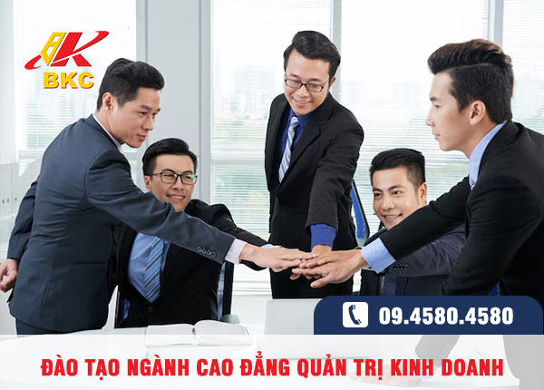 Học Cao đẳng Quản trị Kinh doanh có cần giỏi Toán không? Sự thật bạn cần biết